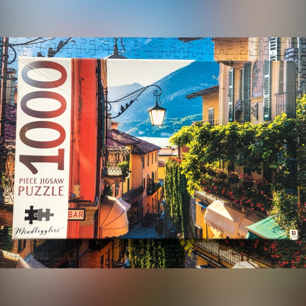 Mindbogglers 1000 Piece Puzzle Lake Como Lombardy Italy - Complete